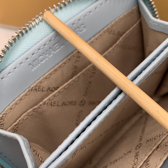 MICHAEL KORS MEDIUM ZIP AROUND CARD CASE VSTA BLUE MULTI SIGNATURE COLOR - Picture 12 of 15